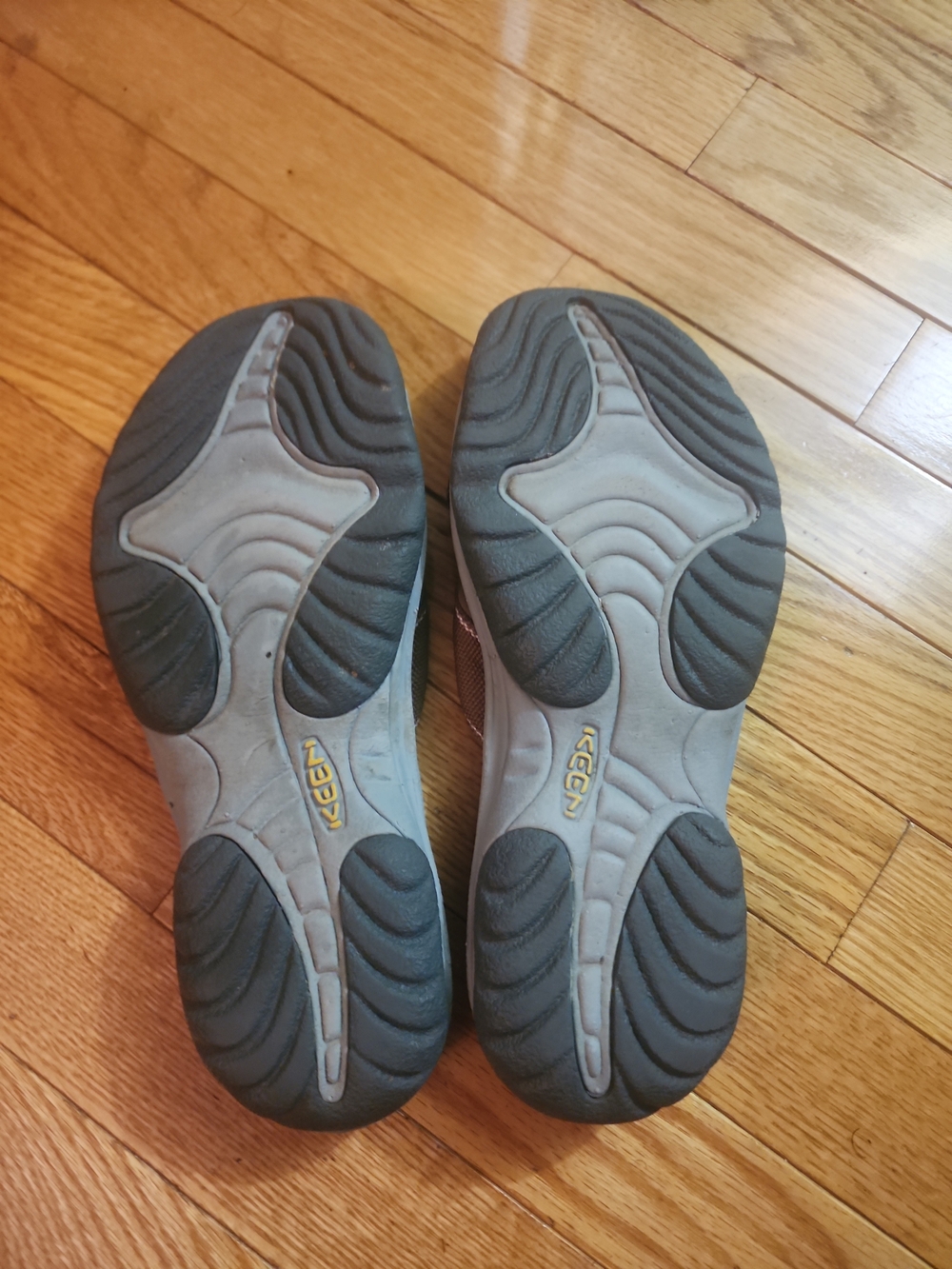 KEEN Bali Women's Brown Slip-On Sandals - Picture 4 of 5